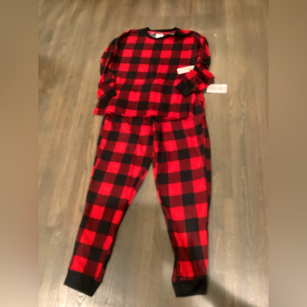 New! Joyspun Buffalo Check Pajamas